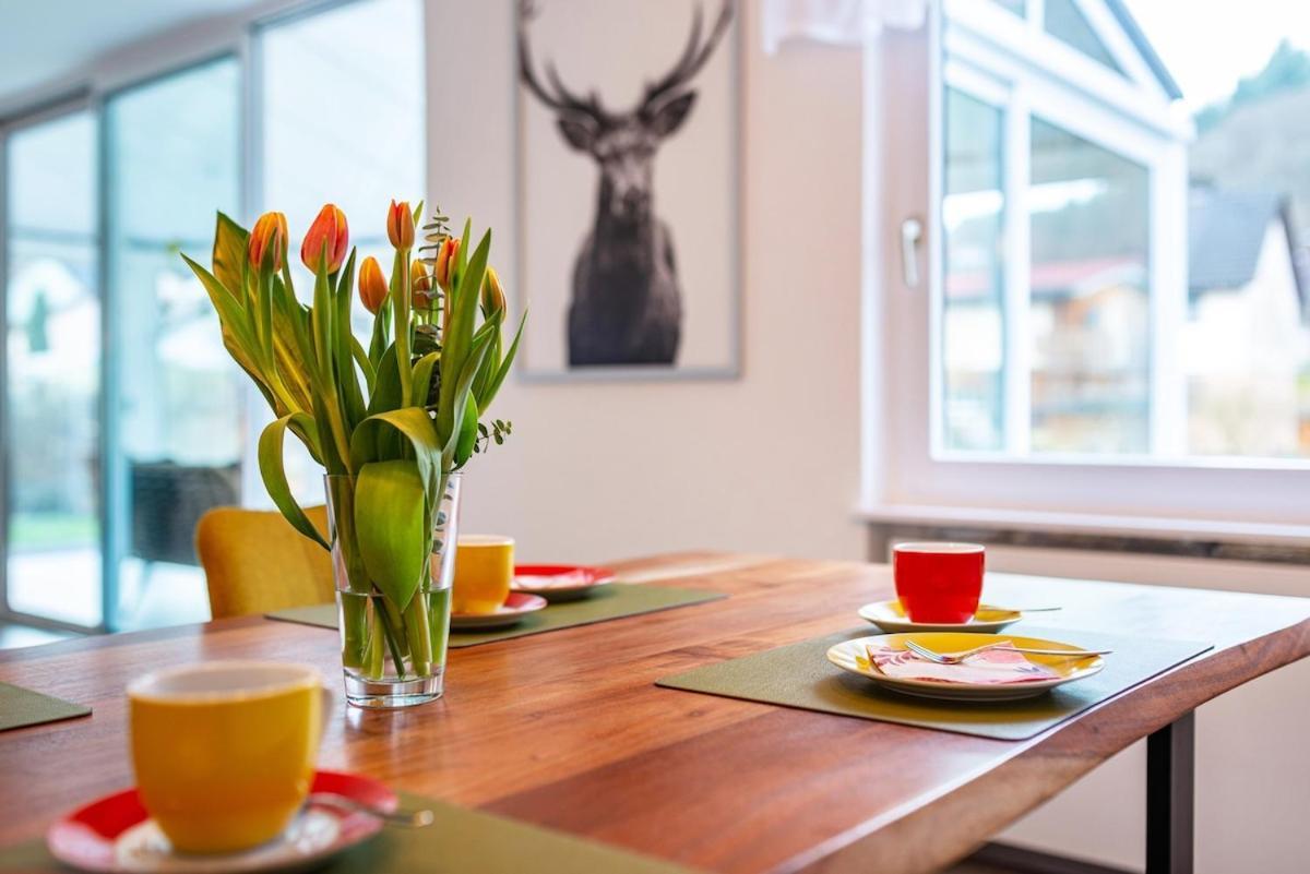 Ferienwohnung am Enzufer mit Wintergarten Bad Wildbad im Schwarzwald Exterior foto